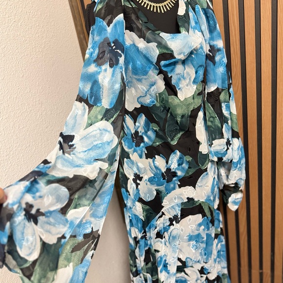 Alex Evenings Blue & Teal Floral Maxi Dress with Shawl - Picture 6 of 10